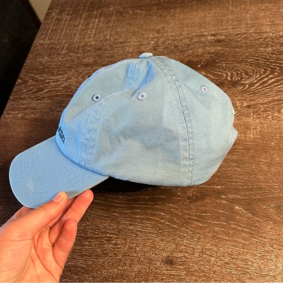 Vineyard Vines Light Blue Baseball Hat with Whale Logo Adjustable Strapback - Picture 5 of 6
